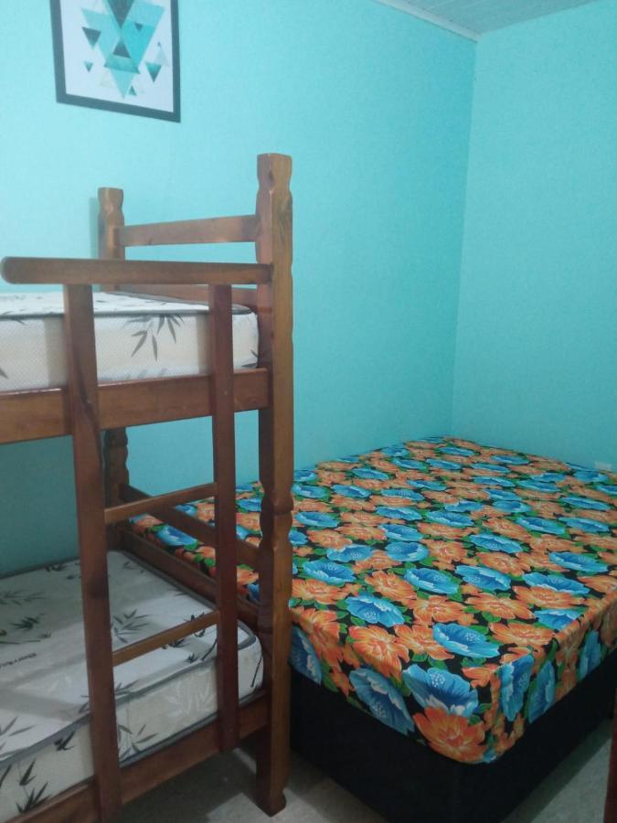 Chacara Bella Vida Com Piscina Churrasqueira Salao De Festas Fogao A Lenha Quadra آراساريغواما المظهر الخارجي الصورة