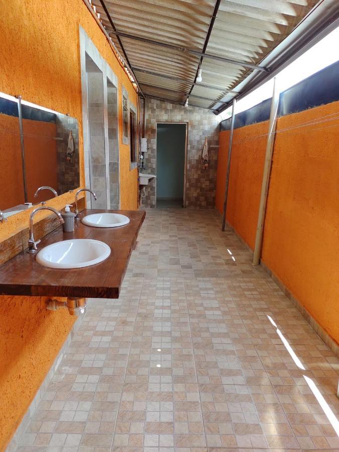 Chacara Bella Vida Com Piscina Churrasqueira Salao De Festas Fogao A Lenha Quadra آراساريغواما المظهر الخارجي الصورة